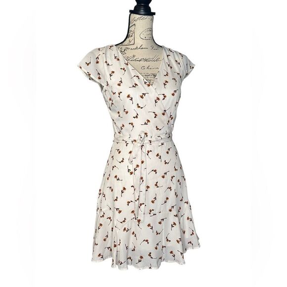 TRIXXI Womens Ivory Floral V-Neck Mini Dress size Small EUC - Picture 1 of 7